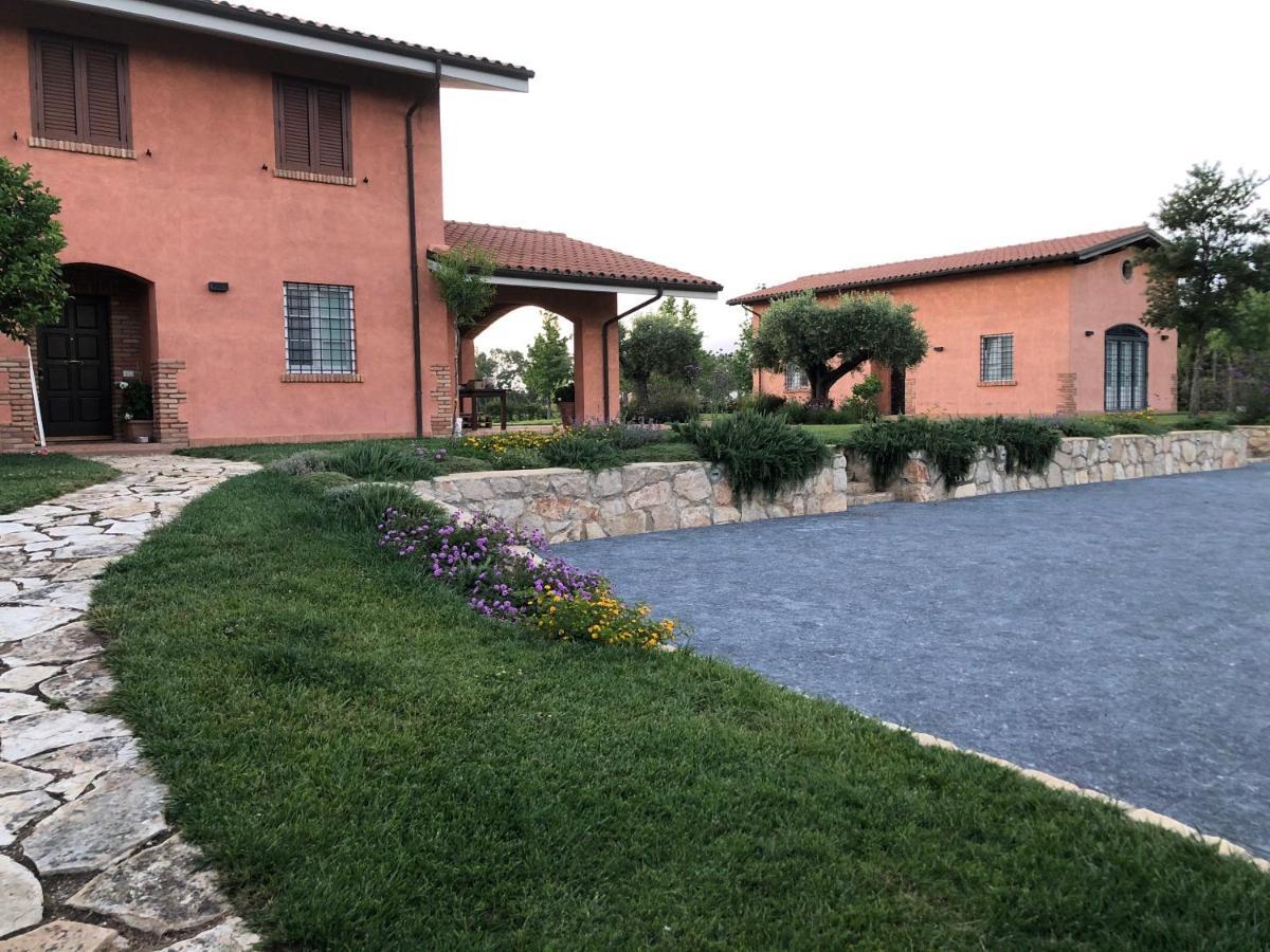 Bed and Breakfast Casale Appia Латина Екстер'єр фото