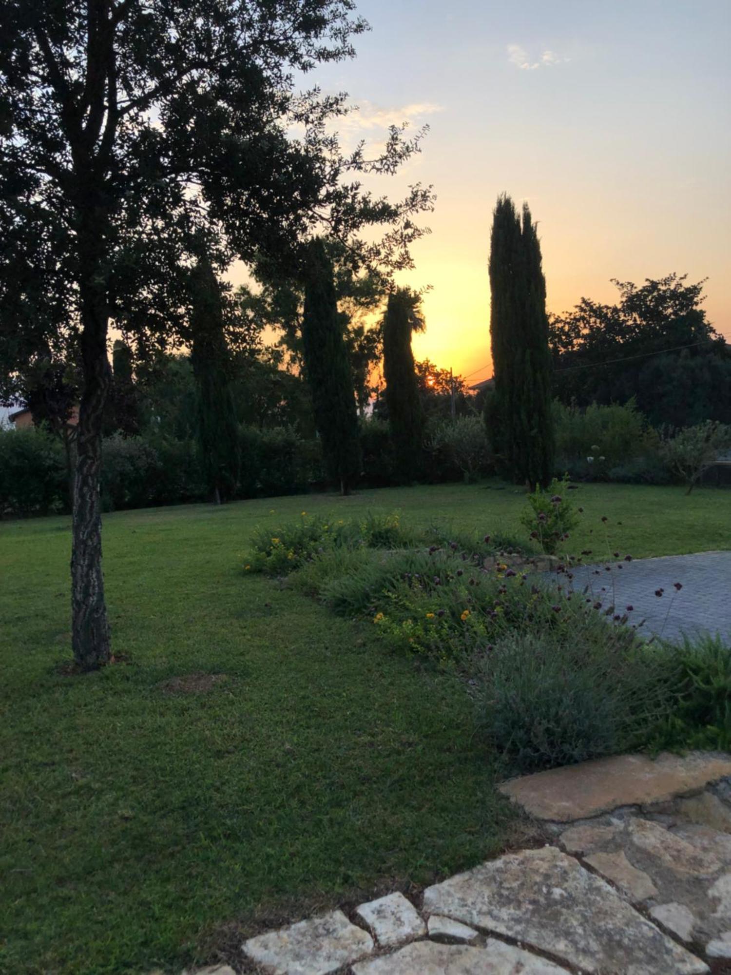 Bed and Breakfast Casale Appia Латина Екстер'єр фото